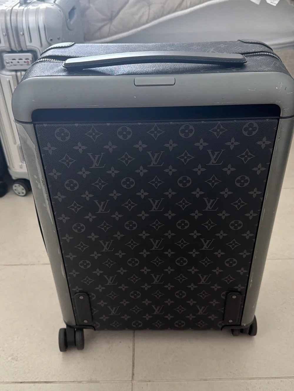 Louis vuitton luggage 50cms